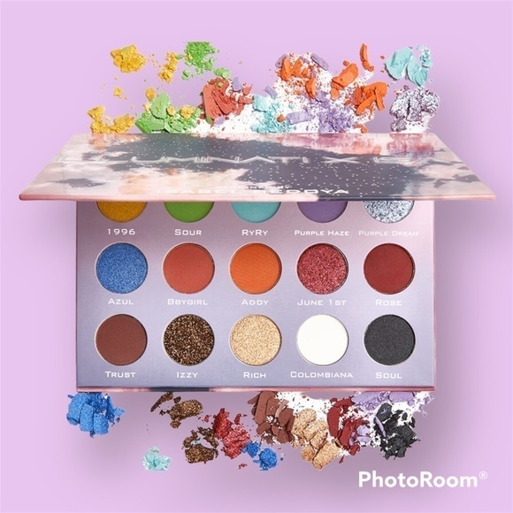 ILLUMINATI Cosmetics x ISA Eyeshadow Palette - Picture 1 of 10